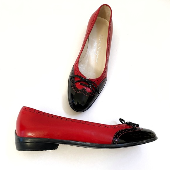 SALVATORE FERRAGAMO black patent red leather Oxford round toe bow ballet flats - Picture 12 of 12